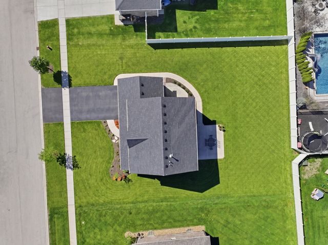 2181 Runway Drive, New Lenox, IL 60451
