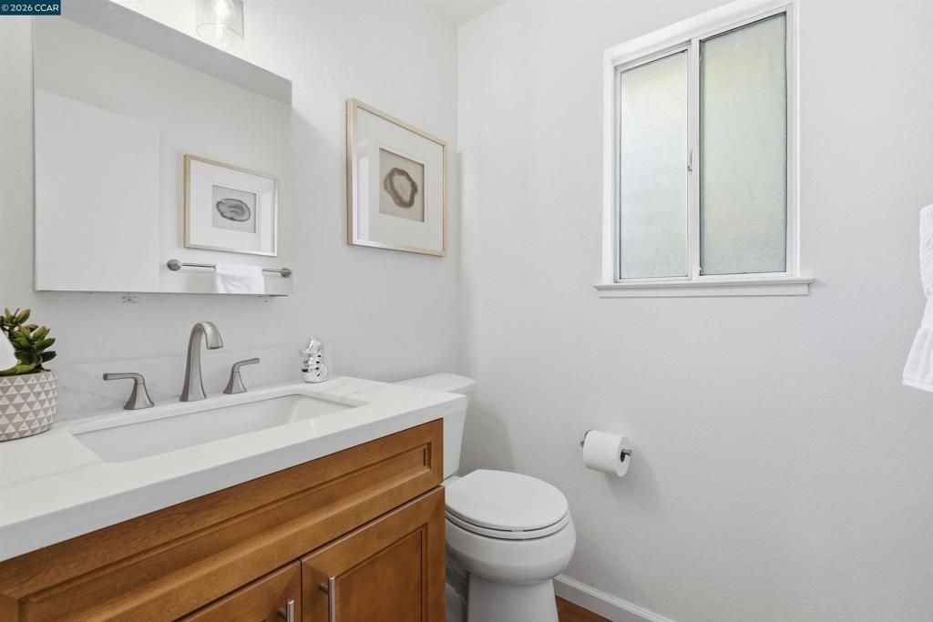 Image 17 of property listing at 366 Sunnyslope Dr, Fremont, CA 94536