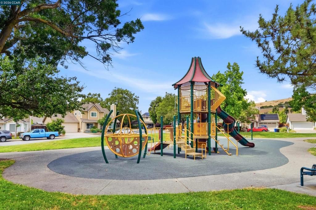 Image 38 of property listing at 366 Sunnyslope Dr, Fremont, CA 94536