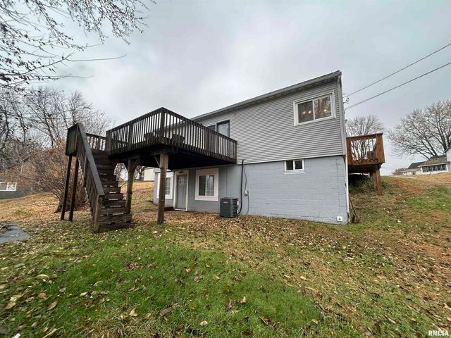 2401 PROSPECT Avenue, Clinton, IA 52732