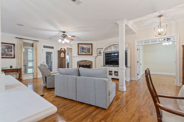 158 Tara Ln, Goodlettsville, TN 37072