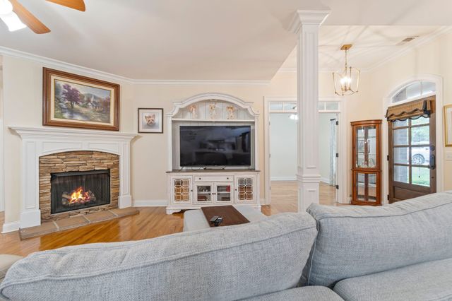 158 Tara Ln, Goodlettsville, TN 37072