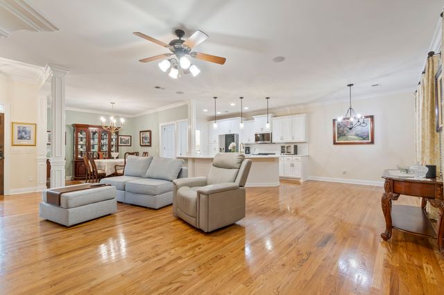 158 Tara Ln, Goodlettsville, TN 37072
