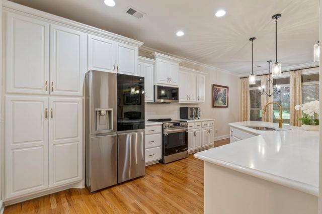 158 Tara Ln, Goodlettsville, TN 37072
