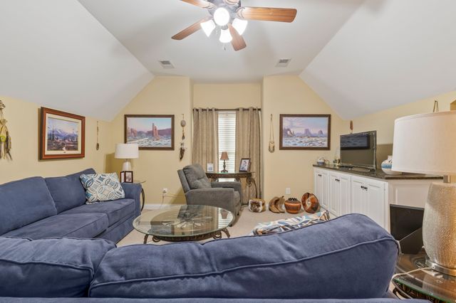 158 Tara Ln, Goodlettsville, TN 37072
