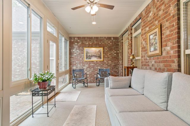 158 Tara Ln, Goodlettsville, TN 37072