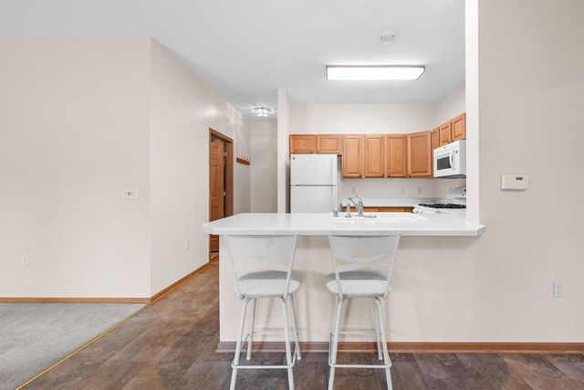 N55W17164 Ravenwood DRIVE, Menomonee Falls, WI 53051