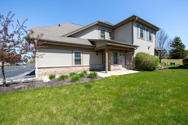 N55W17164 Ravenwood DRIVE, Menomonee Falls, WI 53051