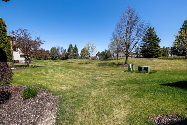 N55W17164 Ravenwood DRIVE, Menomonee Falls, WI 53051