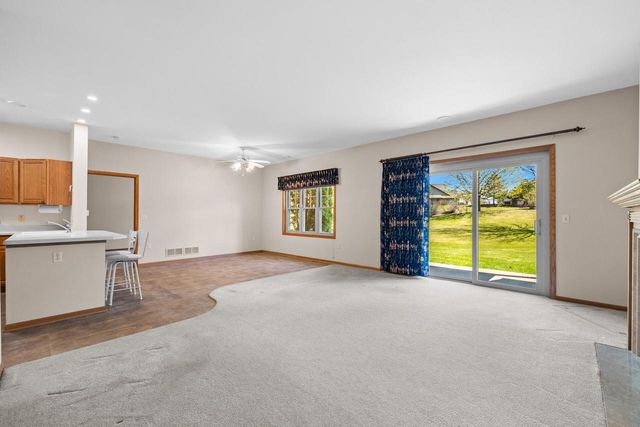 N55W17164 Ravenwood DRIVE, Menomonee Falls, WI 53051