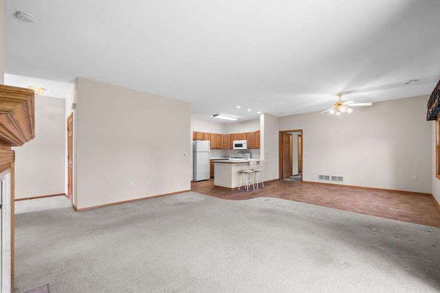 N55W17164 Ravenwood DRIVE, Menomonee Falls, WI 53051