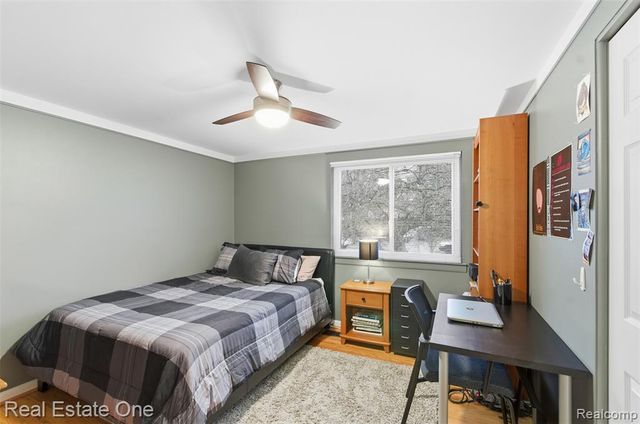 2327 Hillcrescent Drive, Troy, MI 48085