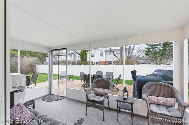 2327 Hillcrescent Drive, Troy, MI 48085