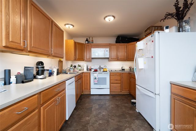 1917 Commercial Avenue, Anacortes, WA 98221