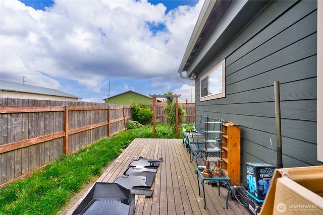 1917 Commercial Avenue, Anacortes, WA 98221