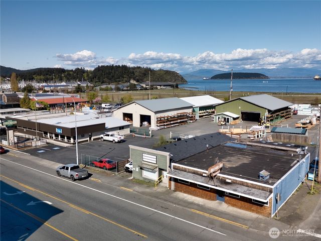 1917 Commercial Avenue, Anacortes, WA 98221