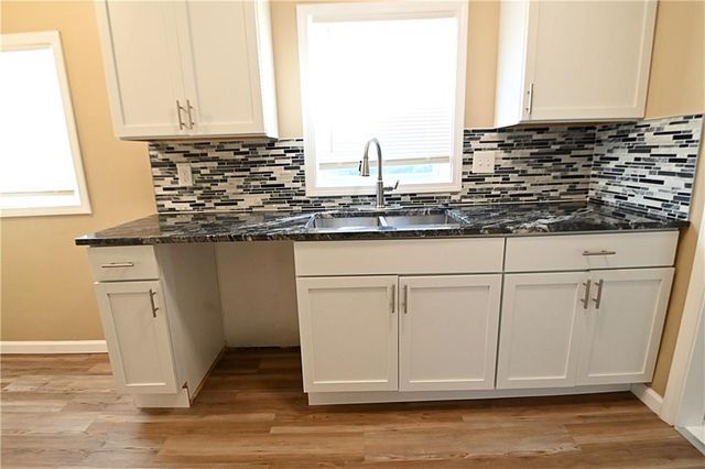 11505 Grandview Road, Kansas City, MO 64137