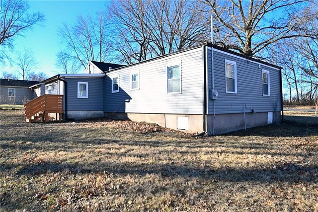 11505 Grandview Road, Kansas City, MO 64137