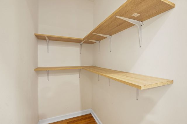 1018 S 10th Avenue, Maywood, IL 60153