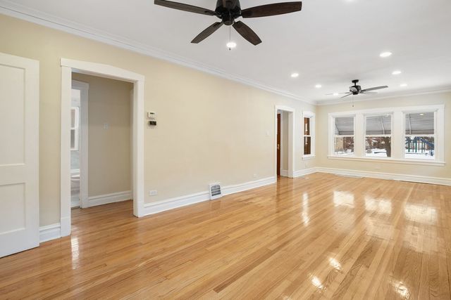 1018 S 10th Avenue, Maywood, IL 60153