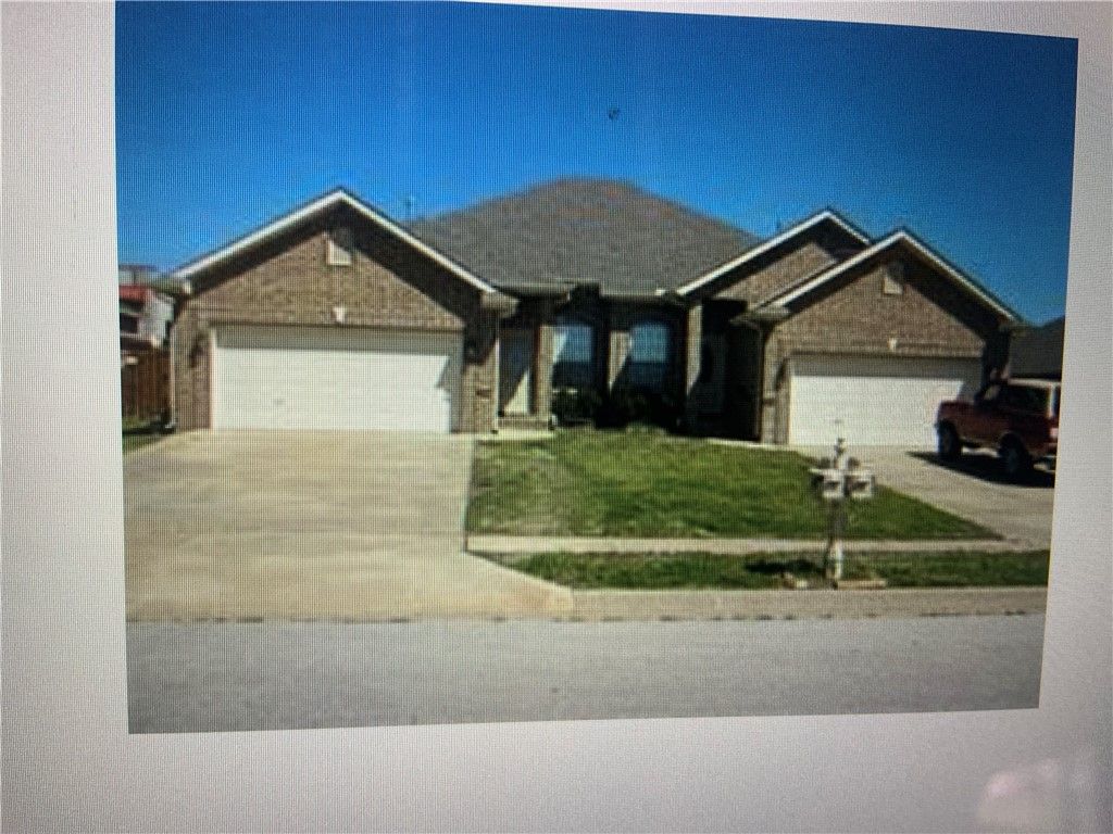 6342 W Copper Ridge Lane, Fayetteville, AR 72704