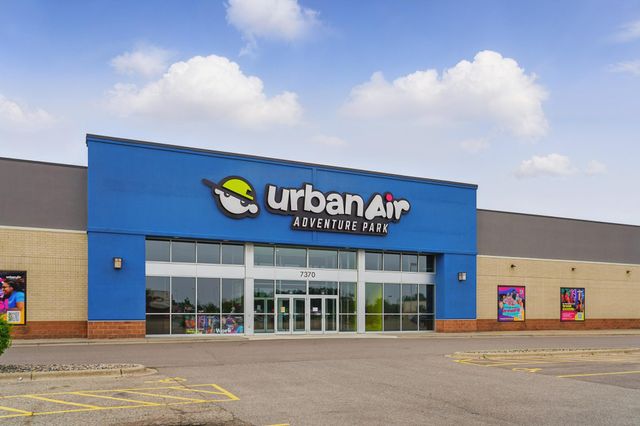 1044 Adamstown Drive, Rosemount, MN 55068