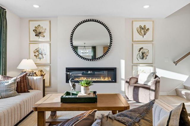 1044 Adamstown Drive, Rosemount, MN 55068