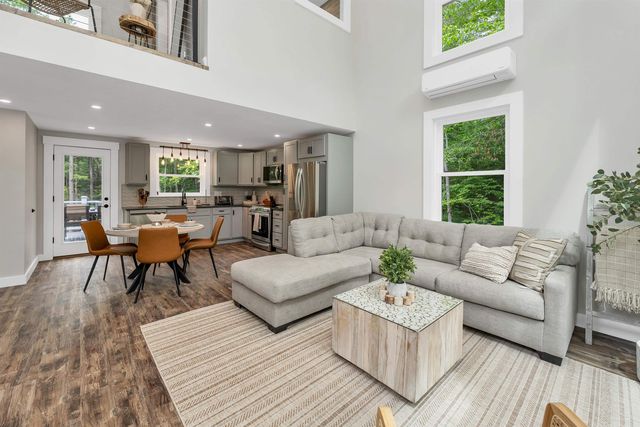 111 Towle Farm Road, Wakefield, NH 03830