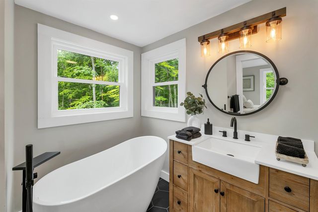111 Towle Farm Road, Wakefield, NH 03830