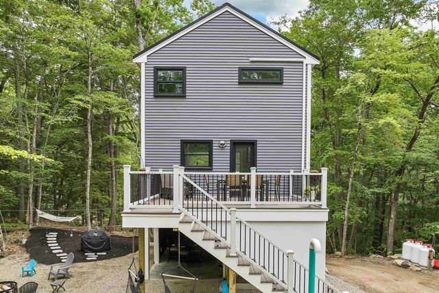 111 Towle Farm Road, Wakefield, NH 03830
