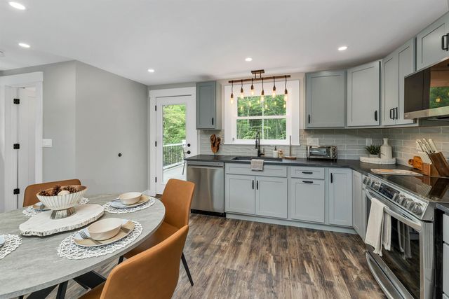 111 Towle Farm Road, Wakefield, NH 03830