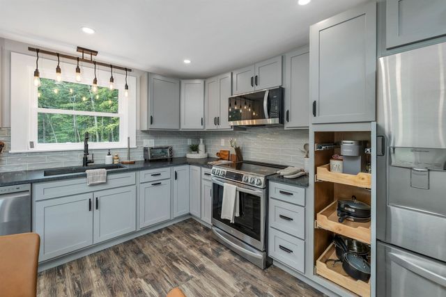 111 Towle Farm Road, Wakefield, NH 03830