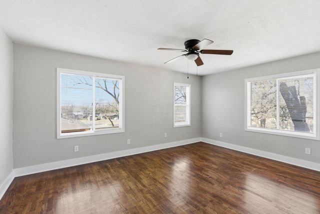 1535-1537 N Holyoke Ave, Wichita, KS 67208
