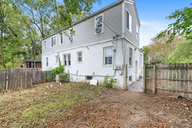 1535-1537 N Holyoke Ave, Wichita, KS 67208
