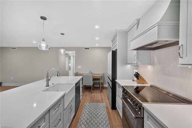 1610 Middle Gulf DR B-2, Sanibel, FL 33957