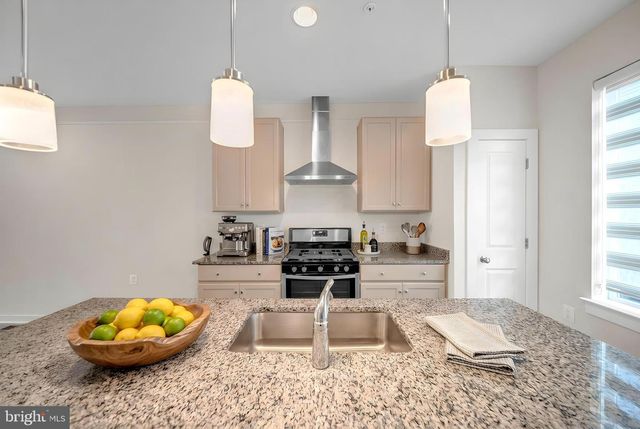 1402 BEXLEY LN, Frederick, MD 21701