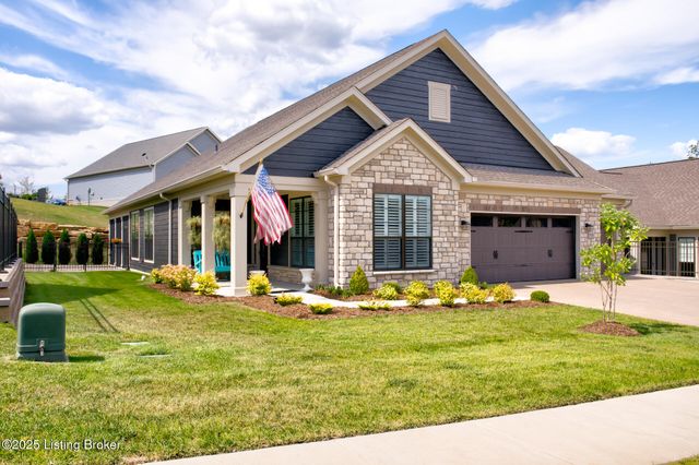 17121 Farrier Dr, Louisville, KY 40245