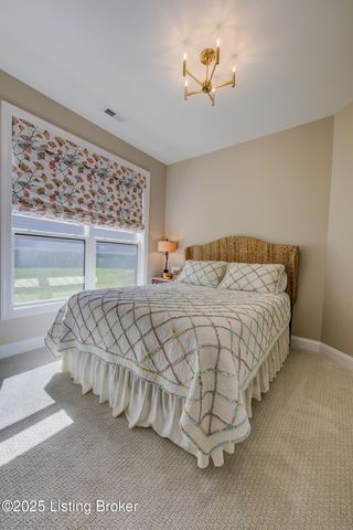 17121 Farrier Dr, Louisville, KY 40245