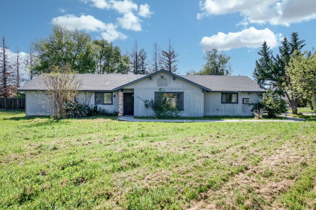 36308 Marciel Avenue, Madera, CA 93636