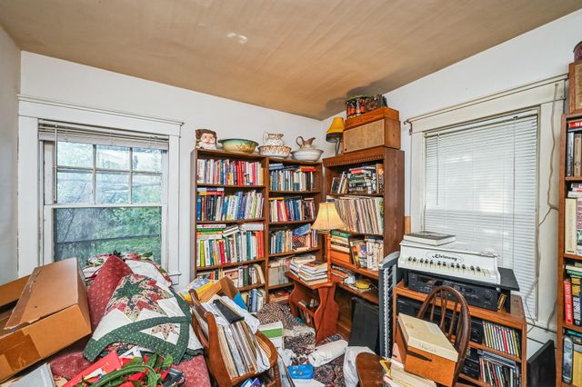 709 Regent Street, Niles, MI 49120