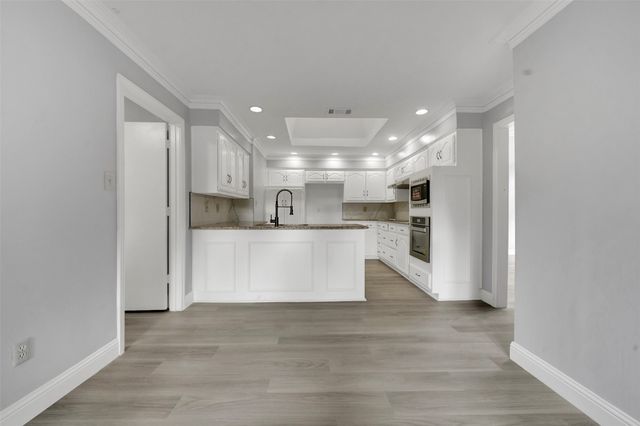 12401 Pleasant Valley Drive, Dallas, TX 75243