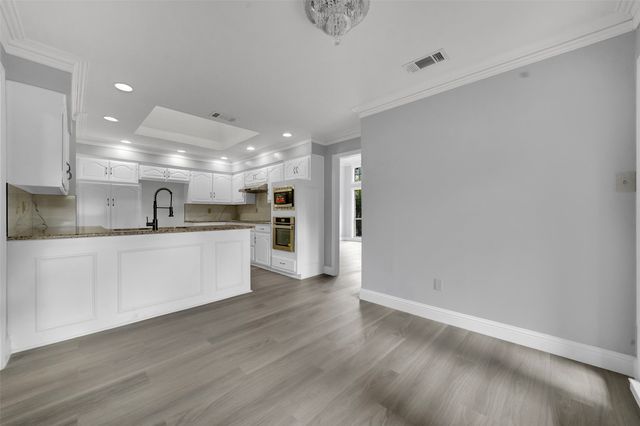 12401 Pleasant Valley Drive, Dallas, TX 75243