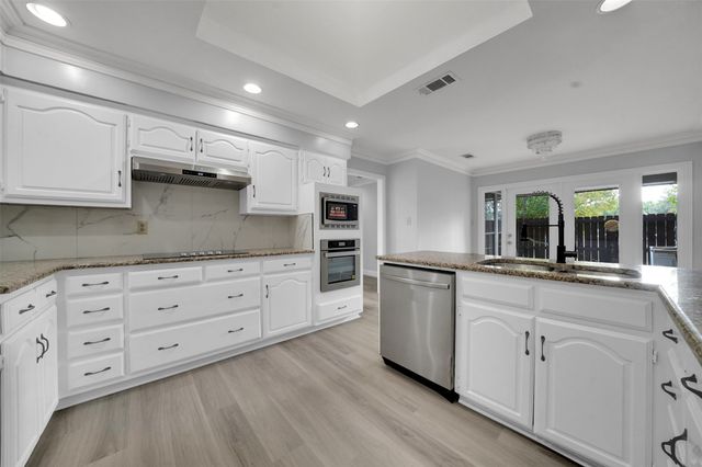12401 Pleasant Valley Drive, Dallas, TX 75243