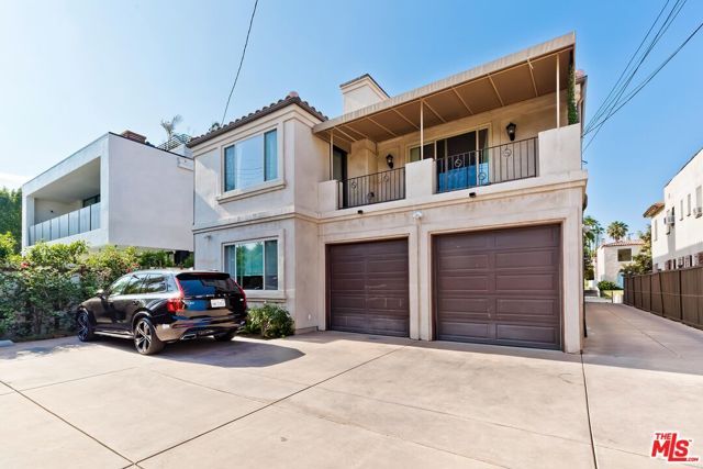 8224 W 4TH Street, Los Angeles, CA 90048