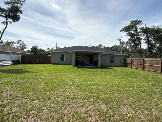 181 BAY ROAD, Ocklawaha, FL 32179