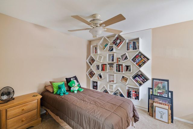 1815 Chelsea Street, Schererville, IN 46375
