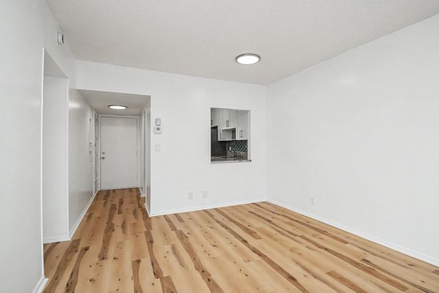 5501 NW 2nd Avenue 3140, Boca Raton, FL 33487