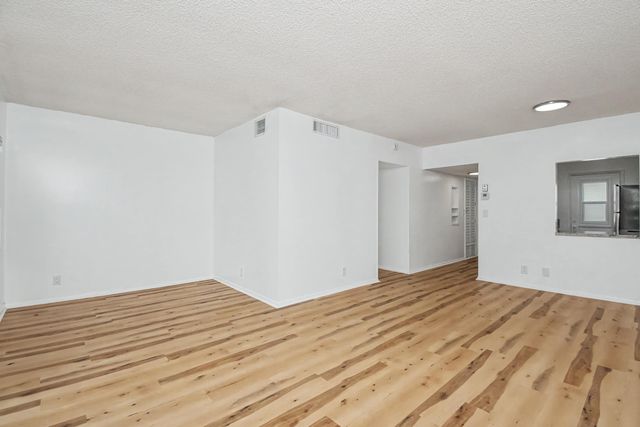 5501 NW 2nd Avenue 3140, Boca Raton, FL 33487