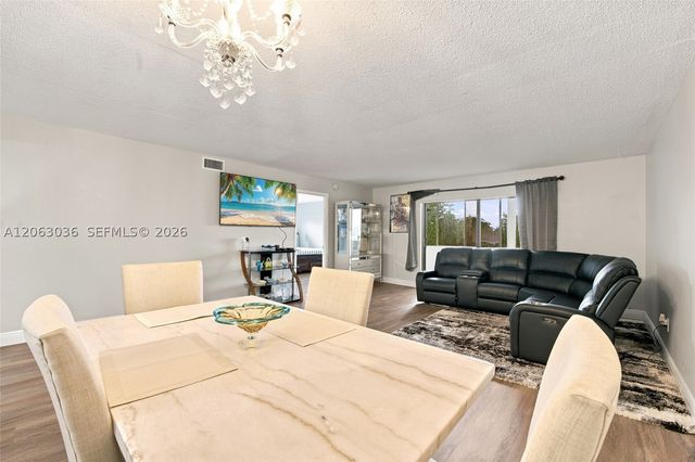 4141 NW 44th Ave 217, Lauderdale Lakes, FL 33319