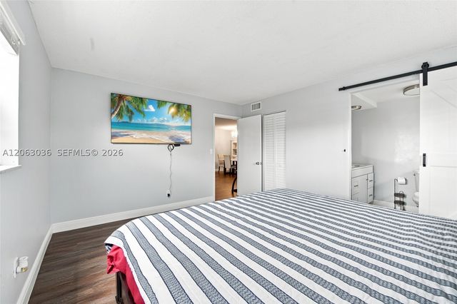 4141 NW 44th Ave 217, Lauderdale Lakes, FL 33319